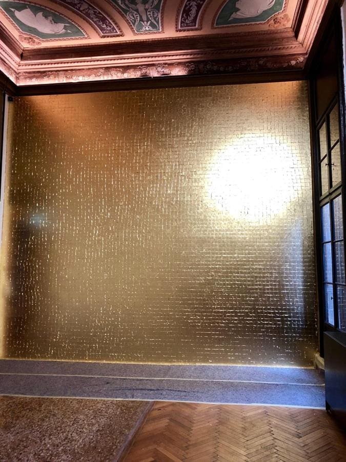 Interior design decoration with gold leaf Goldbeater