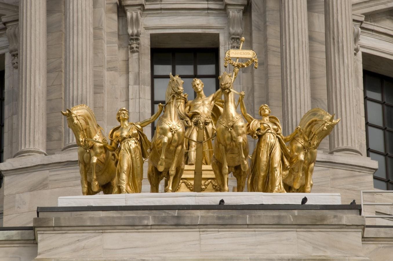 Gold leaf statues and monuments Goldbeater