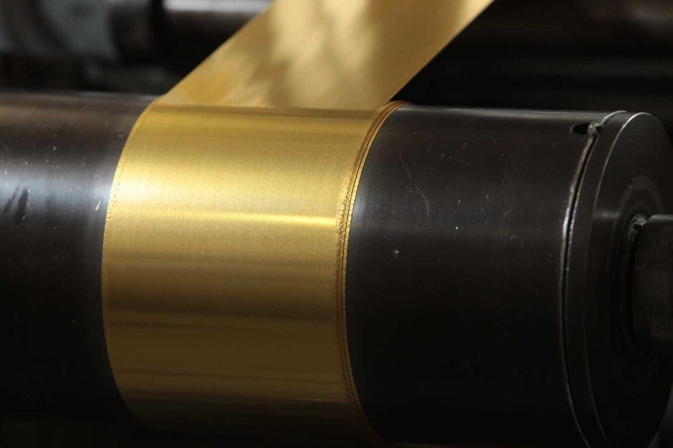 Gold leaf production How is it made? Goldbeater