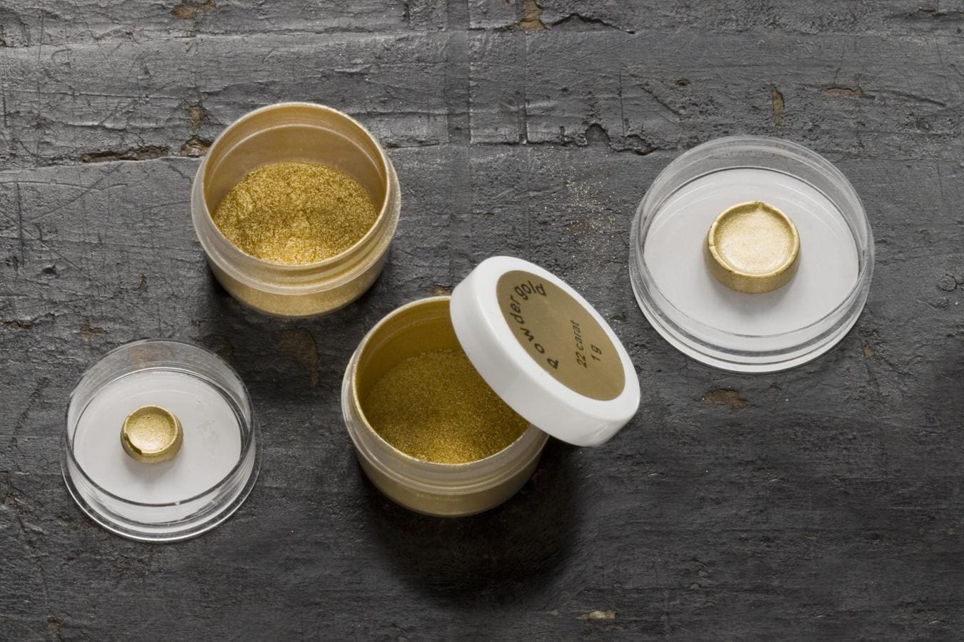 Poussière d'or pour les cosmétiques